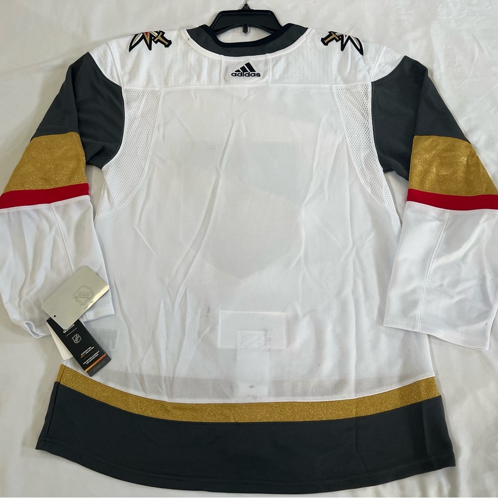 ADIDAS LAS VEGAS GOLDEN KNIGHTS AUTHENTIC HOCKEY JERSEY CR4366 MEN SIZE 46 $180 - Picture 5 of 16